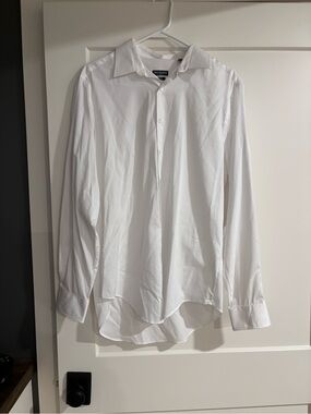 Van Heusen White Long-Sleeve Dress Shirt